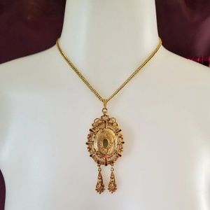 Vintage gold tone Victorian necklace